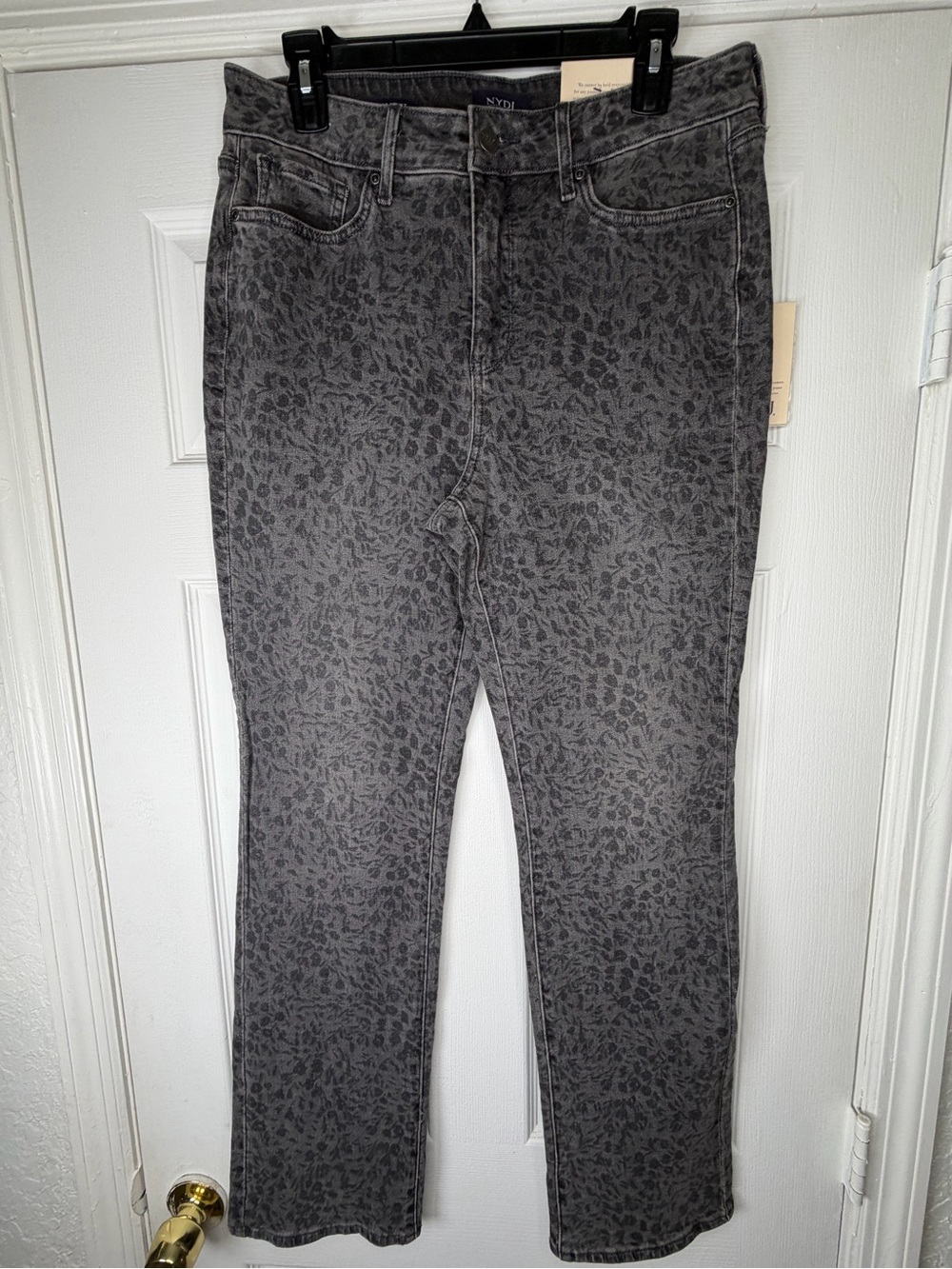 NYDJ Marilyn Straight Jeans Women’s Size 10 Gray Leopard Print Lift Tuck NWT